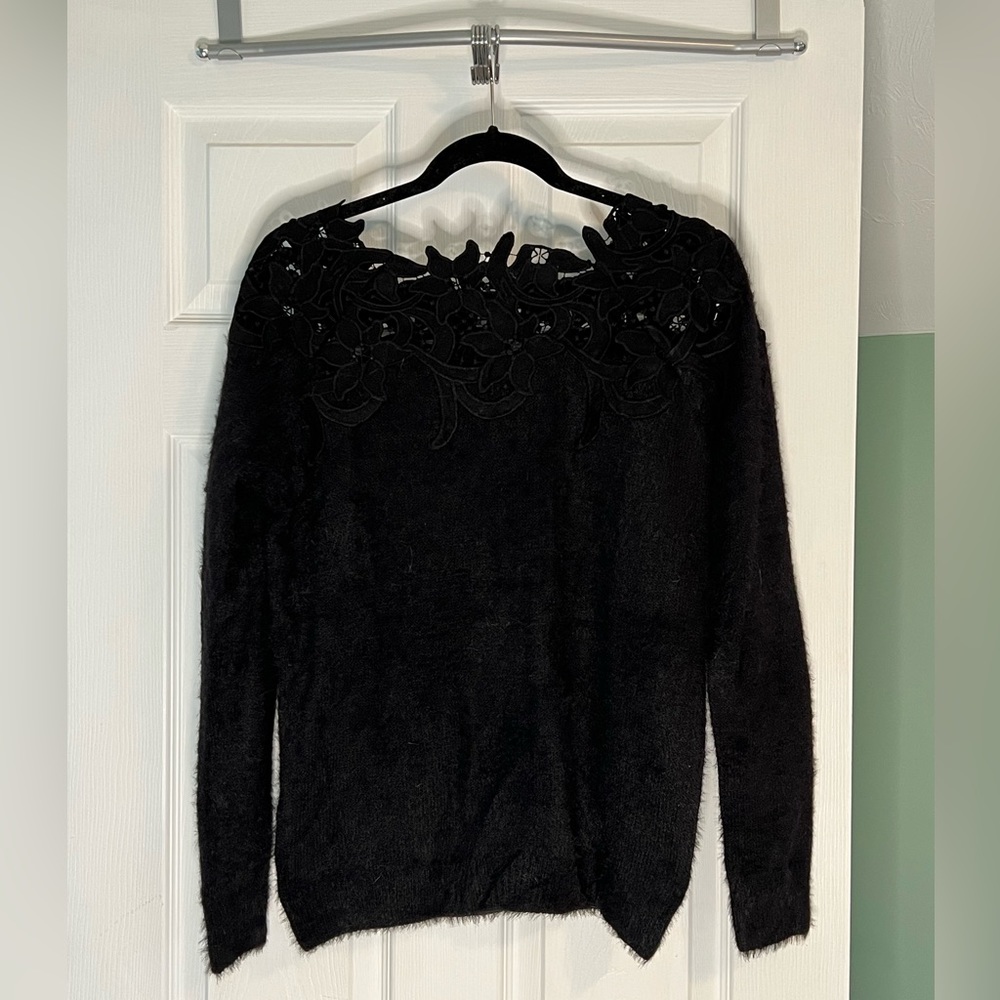 Black Sweater - Picture 6 of 6